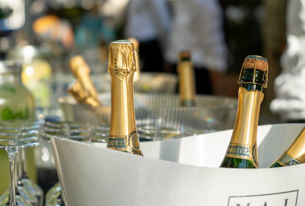 Private hire in Maussane: plan your event at Grand Café la Fontaine